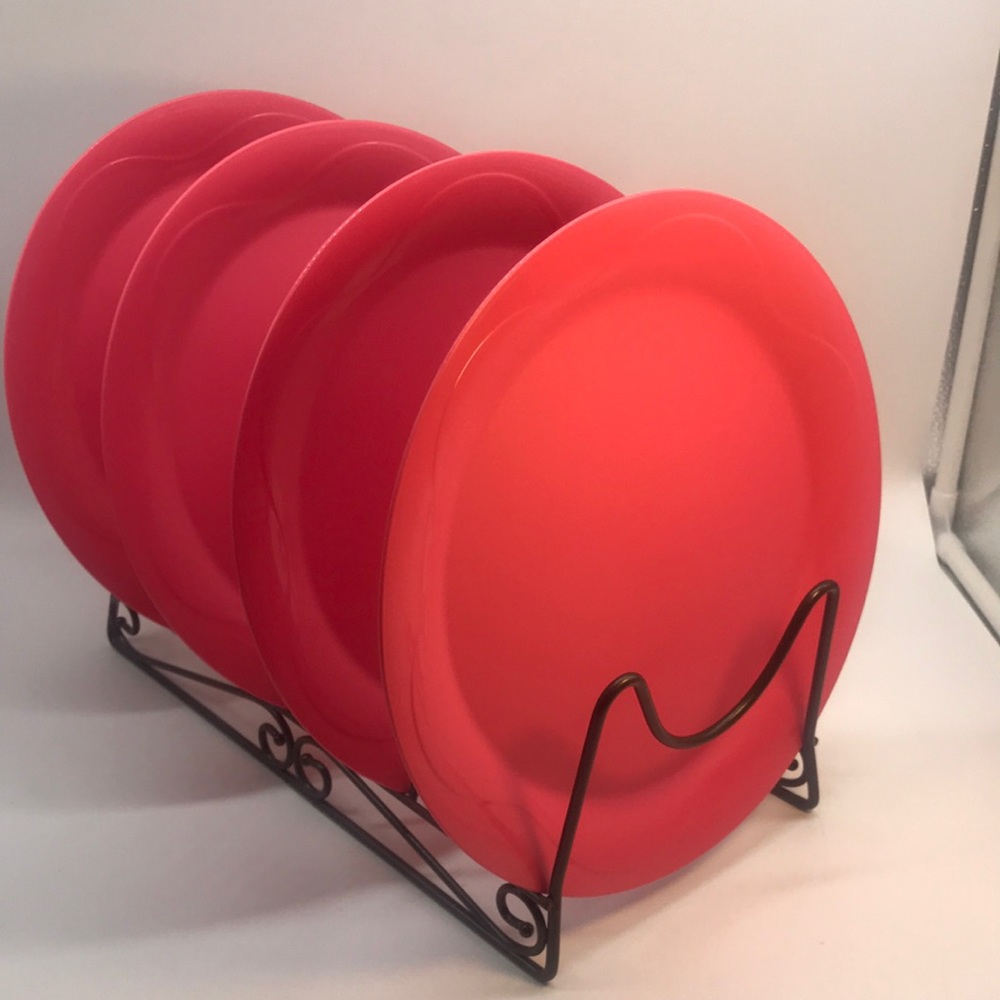 Tupperware Set of 4 Plates Round Floresta